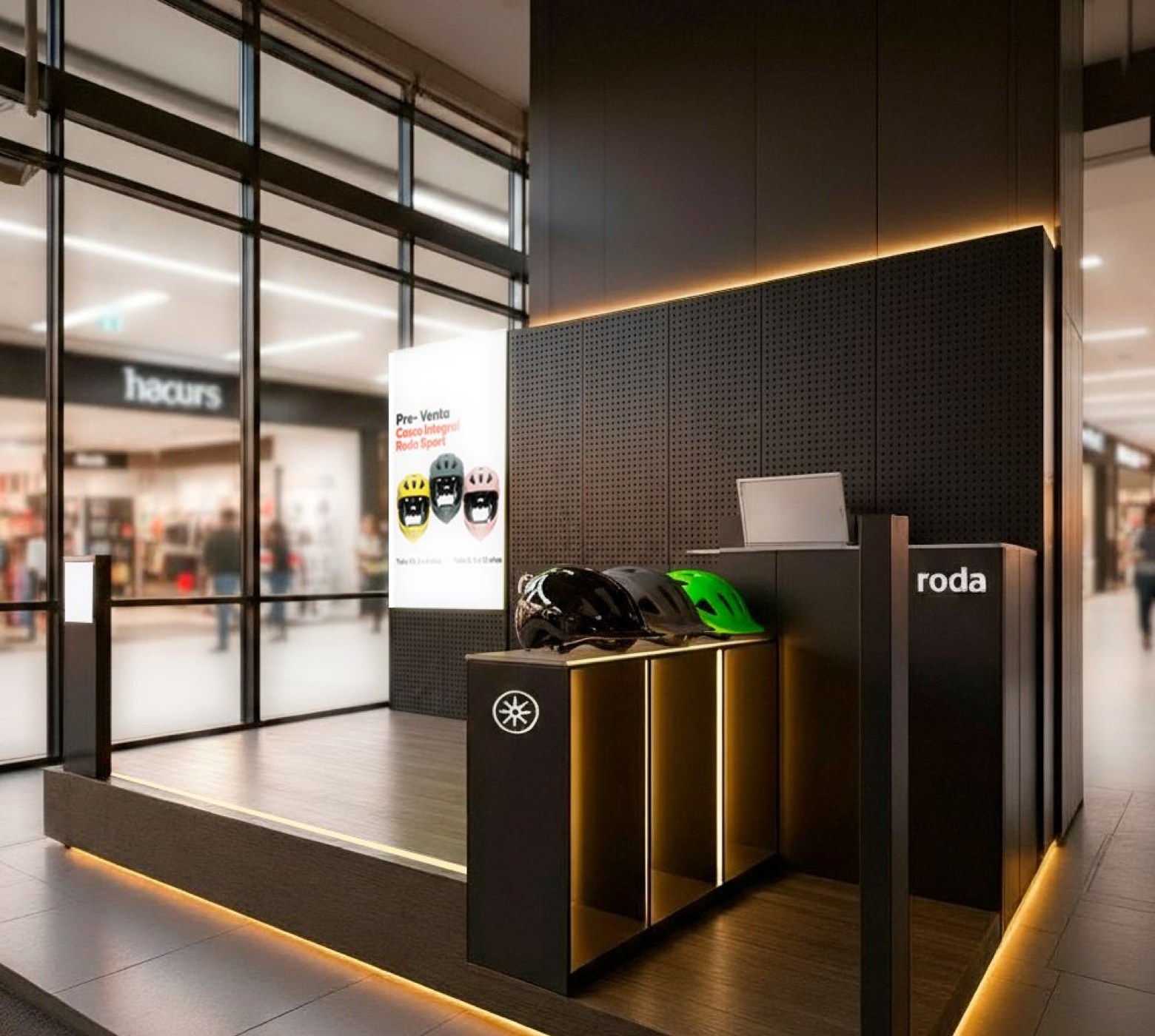 Módulo Roda, Vitacura — Retail por Archibits Arquitectos